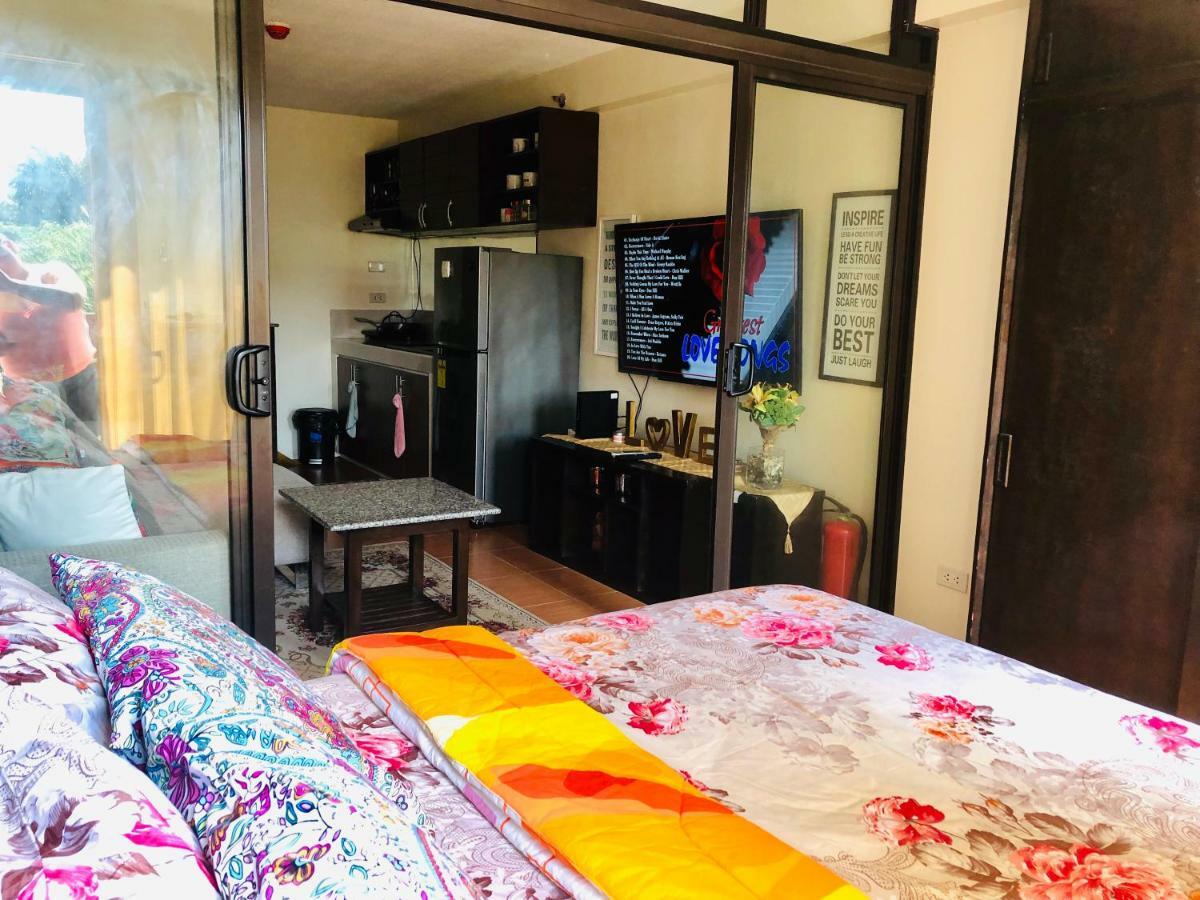 En Gee'S Crib Apartment คากายันเดโอโร ภายนอก รูปภาพ